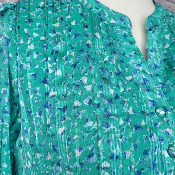 Kim Rogers Top Green Blue White Floral 3/4  Sleeve Pleated Button Front Size S - Picture 4 of 9